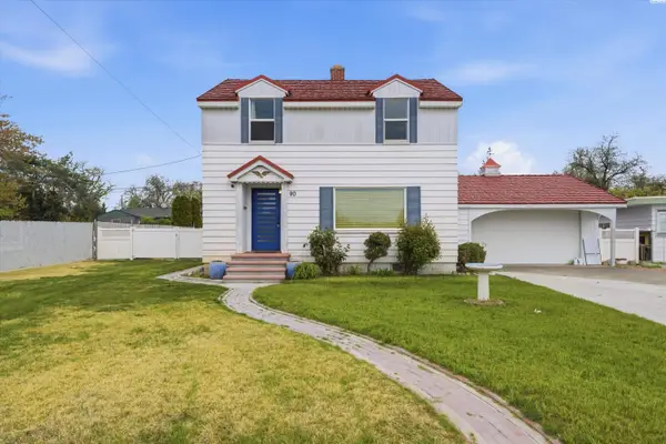 90 Van Giesen St., Richland, WA 99354