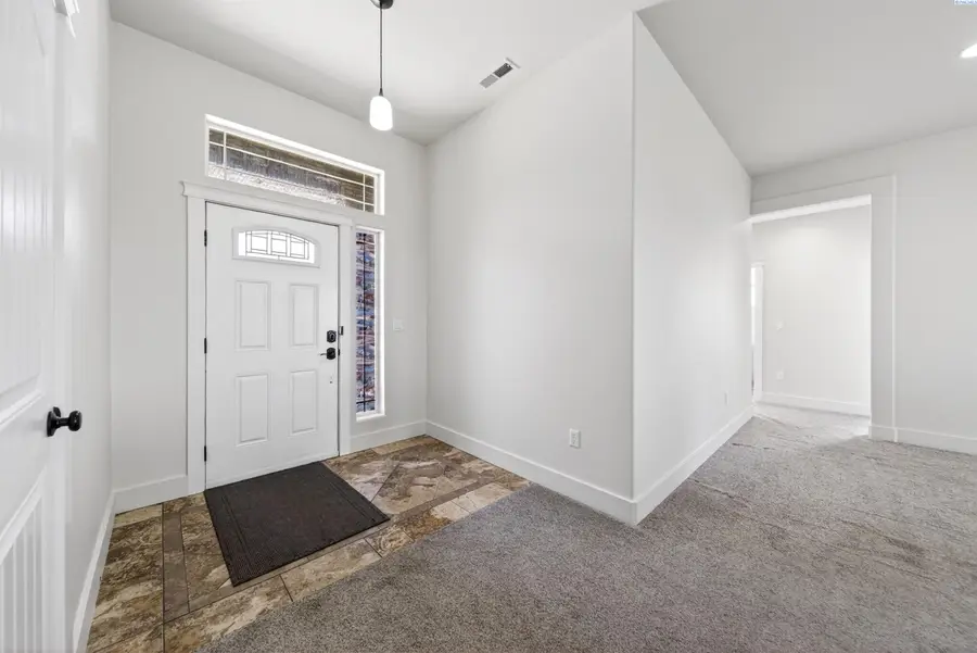 5216 Madrid Ln, Pasco, WA 99301 - #3