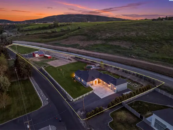 2807 N Riverside Drive, West Richland, WA 99353