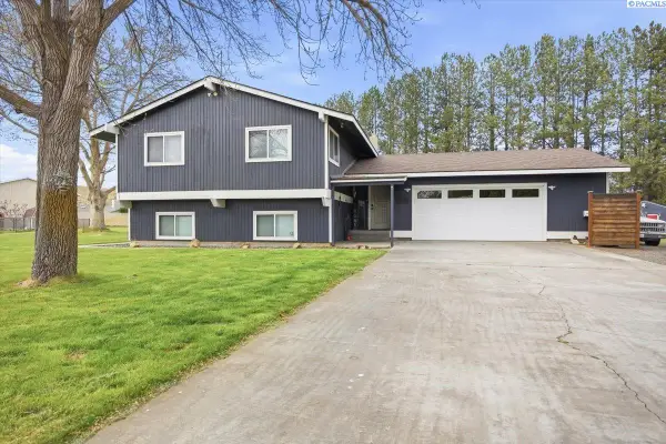 44002 Abilene Ct, West Richland, WA 99353