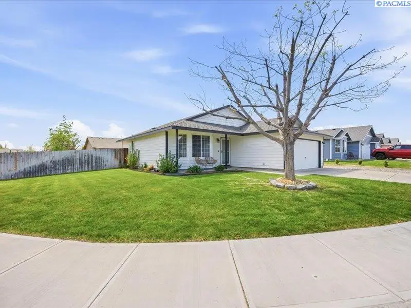 7904 Redonda Dr., Pasco, WA 99301 - #3