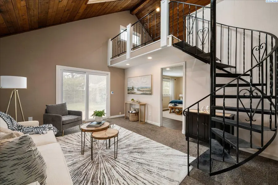 1315 W Kennewick Ave, Kennewick, WA 99336 - #2