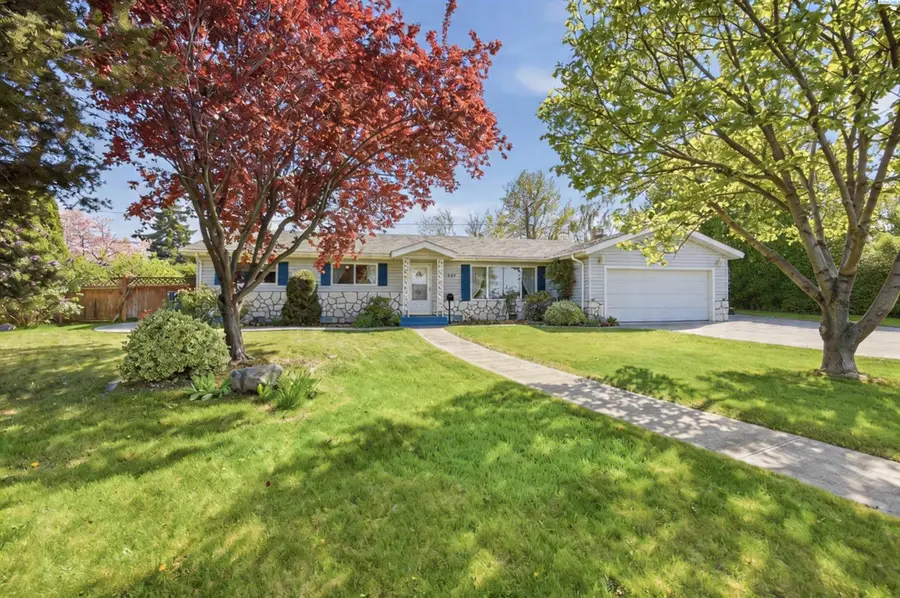 4303 W Okanogan Avenue, Kennewick, WA 99336-0000 - #2