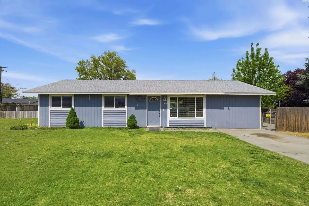 1720 W 11th Ave, Kennewick, WA 99337 - #1