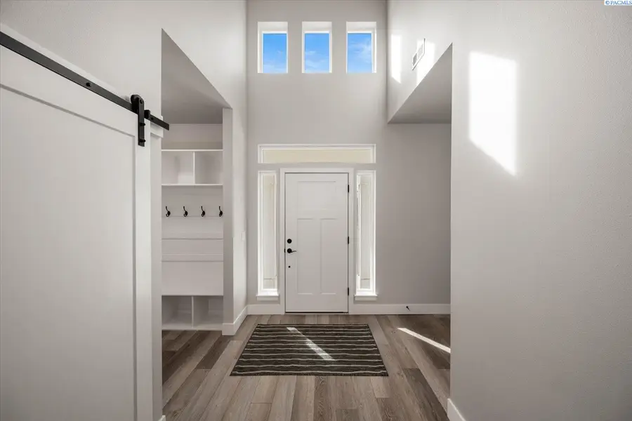 4722 White Dr, Richland, WA 99352 - #3