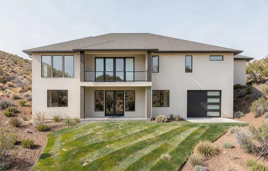 1045 Suncrest Trl, Richland, WA 99352 - #3