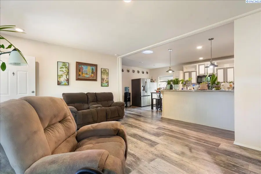 31 Mercury Dr, Richland, WA 99354 - #3