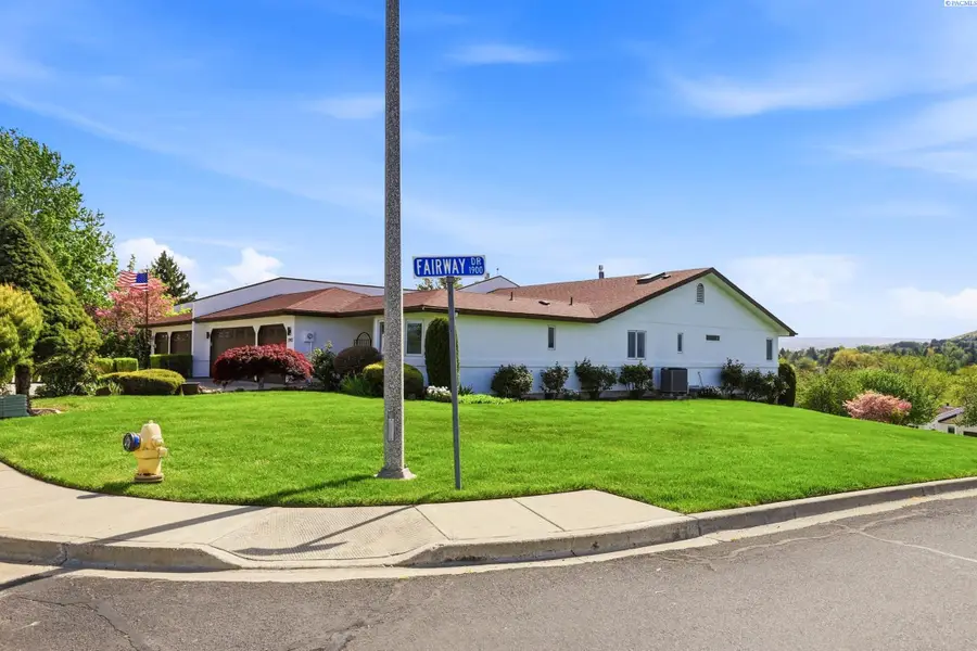 1903 N Meadows Dr. North, Richland, WA 99352 - #2