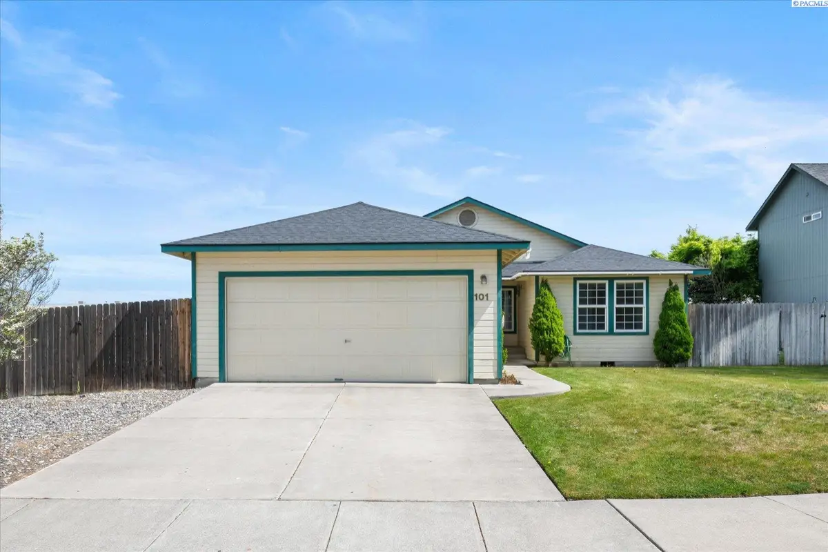 101 S Van Buren Ct, Kennewick, WA 99336 - #1
