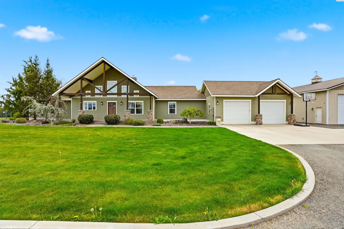 230 Albro Rd., Sunnyside, WA 98944 - #1