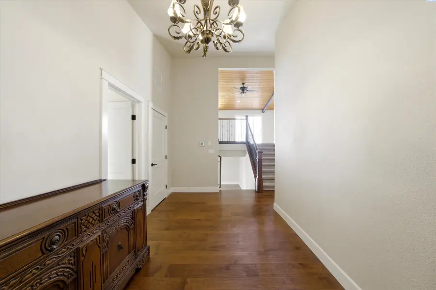 2033 Trevino Ct., Richland, WA 99352 - #3