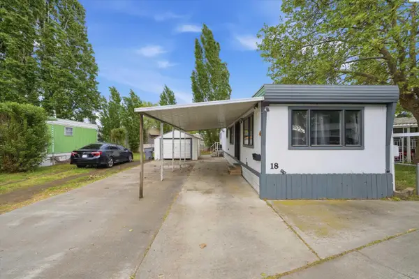 18 Log Ln, Richland, WA 99354