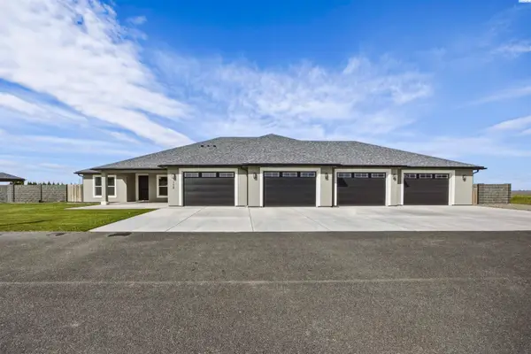 113 Columbia Bluff Lane, Pasco, WA 99301