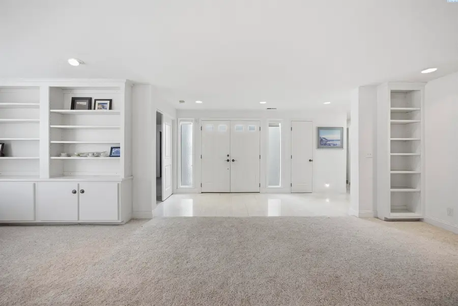 2335 Snohomish Ave, Richland, WA 99354 - #2