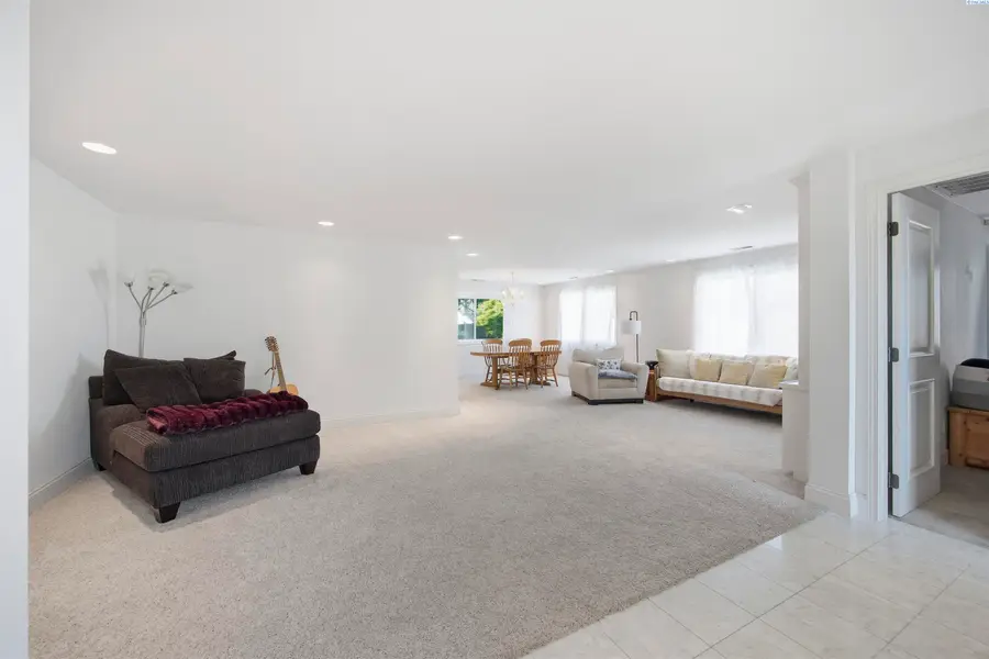 2335 Snohomish Ave, Richland, WA 99354 - #3