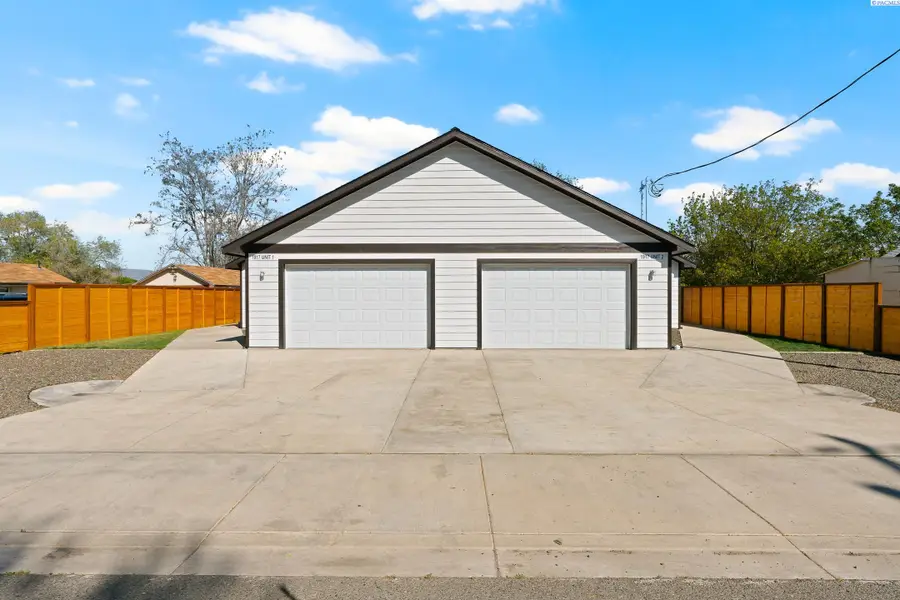 1917 Landon Ave #1 & 2, Union Gap, WA 98903 - #2