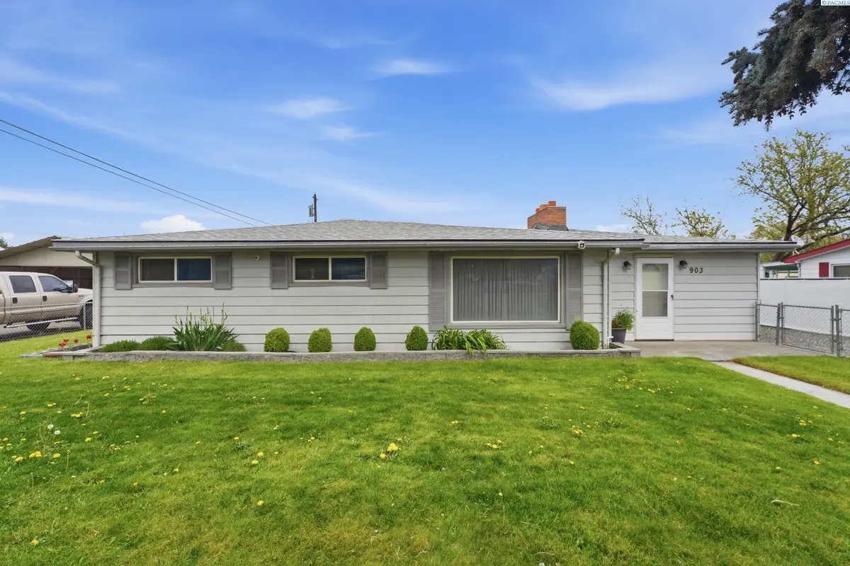 903 E 27th, Kennewick, WA 99337 - #1