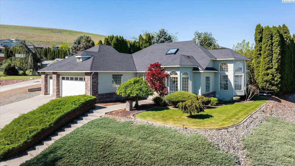 4702 S Palouse Ct., Kennewick, WA 99337 - #1