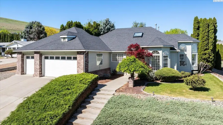 4702 S Palouse Ct., Kennewick, WA 99337 - #3