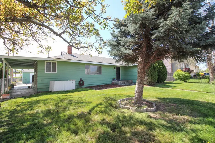 6705 W Bonnie Avenue, Kennewick, WA 99336 - #2