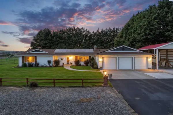 11504 S Bermuda Rd, Kennewick, WA 99338