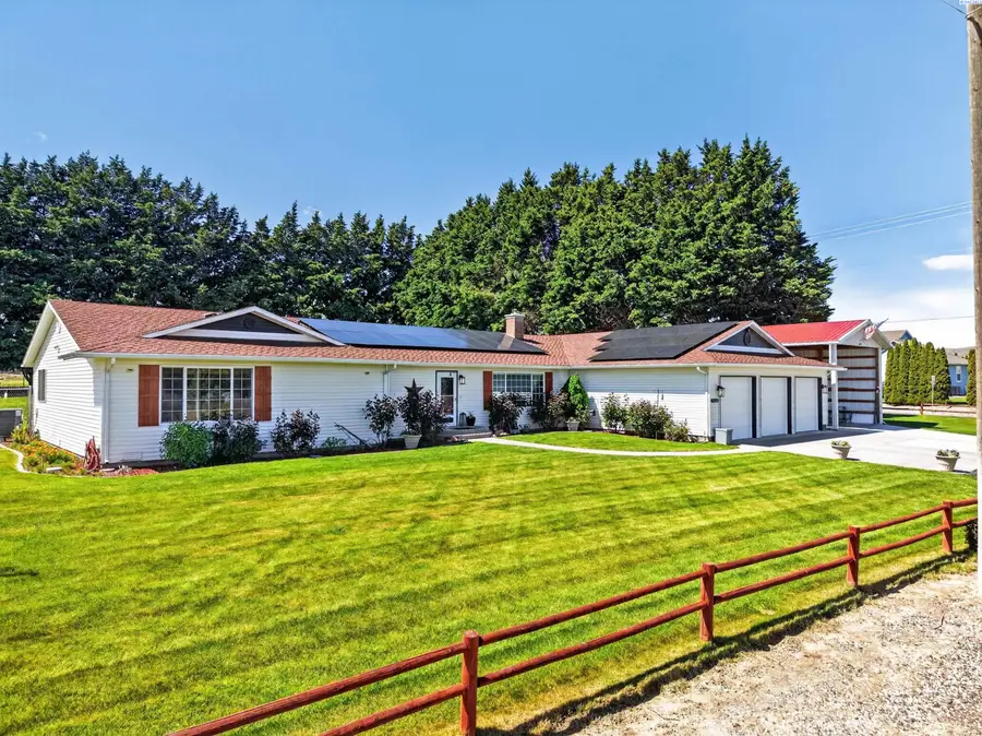 11504 S Bermuda Rd, Kennewick, WA 99338 - #3