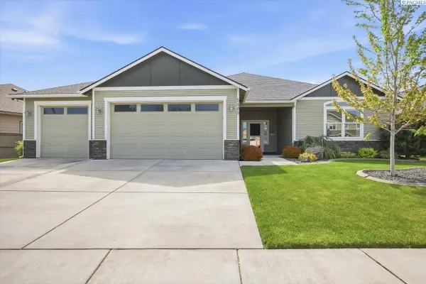 5409 W 19th Ave, Kennewick, WA 99338