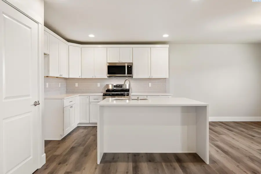 3054 S Quay St, Kennewick, WA 99338 - #2