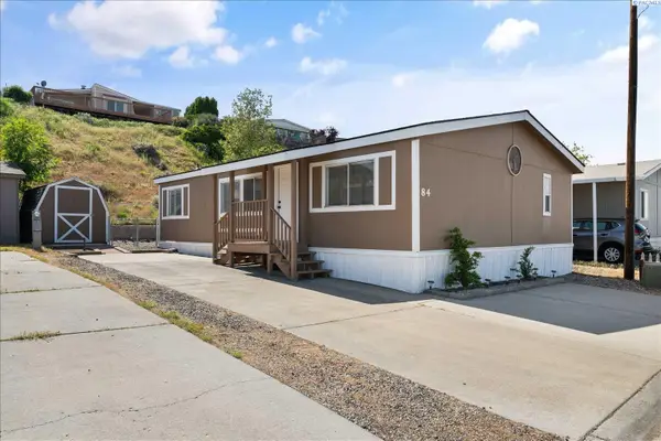 84 Ridgecliff Dr, Richland, WA 99352