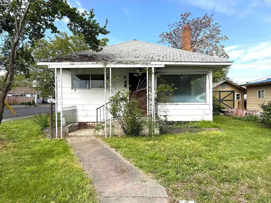 746 9th Street, Clarkston, WA 99403 - #2