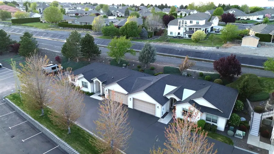 3710 Canyon Lakes Dr K-102, Kennewick, WA 99337 - #3