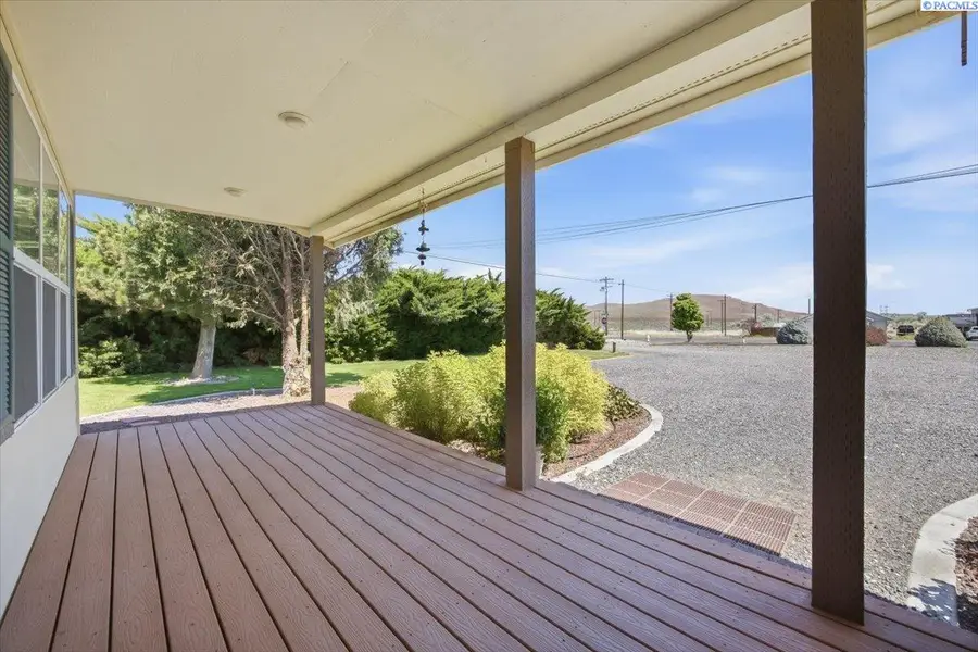 72405 E 3rd Ave, Plymouth, WA 99346 - #3