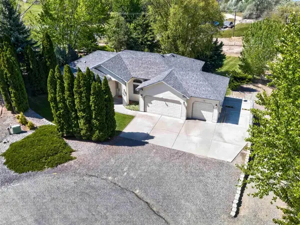 100 S Etiwanda Ct, Kennewick, WA 99338