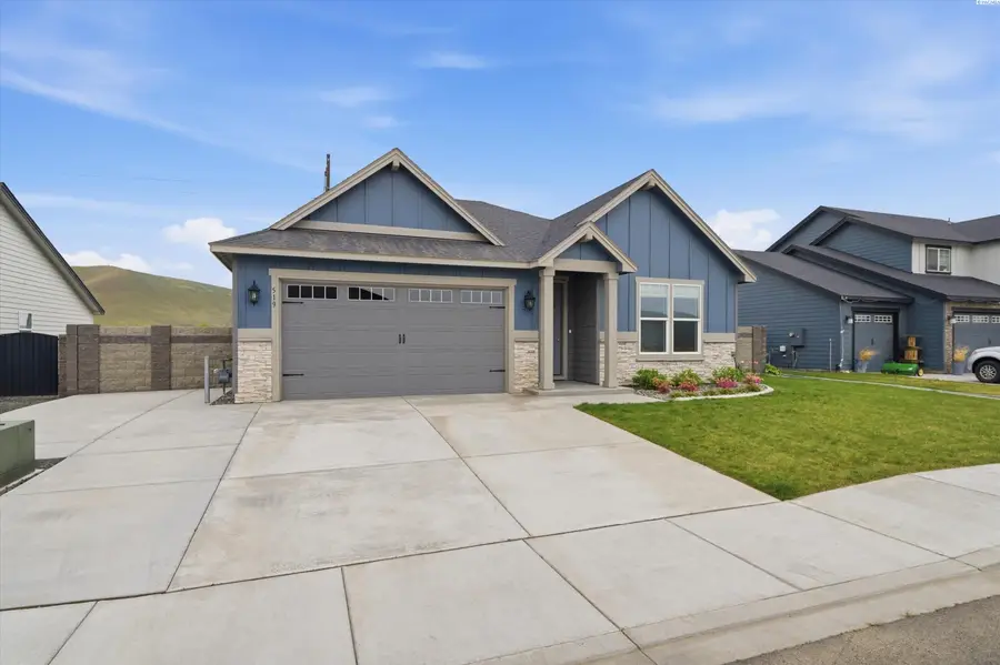 519 Annapurna Ave, West Richland, WA 99353 - #2