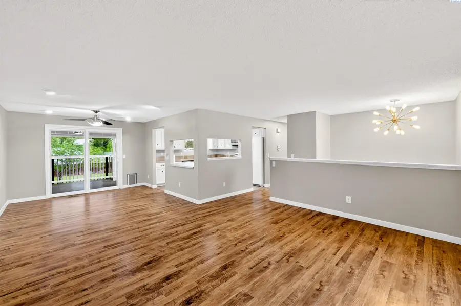 526 S Taft Street, Kennewick, WA 99336 - #3