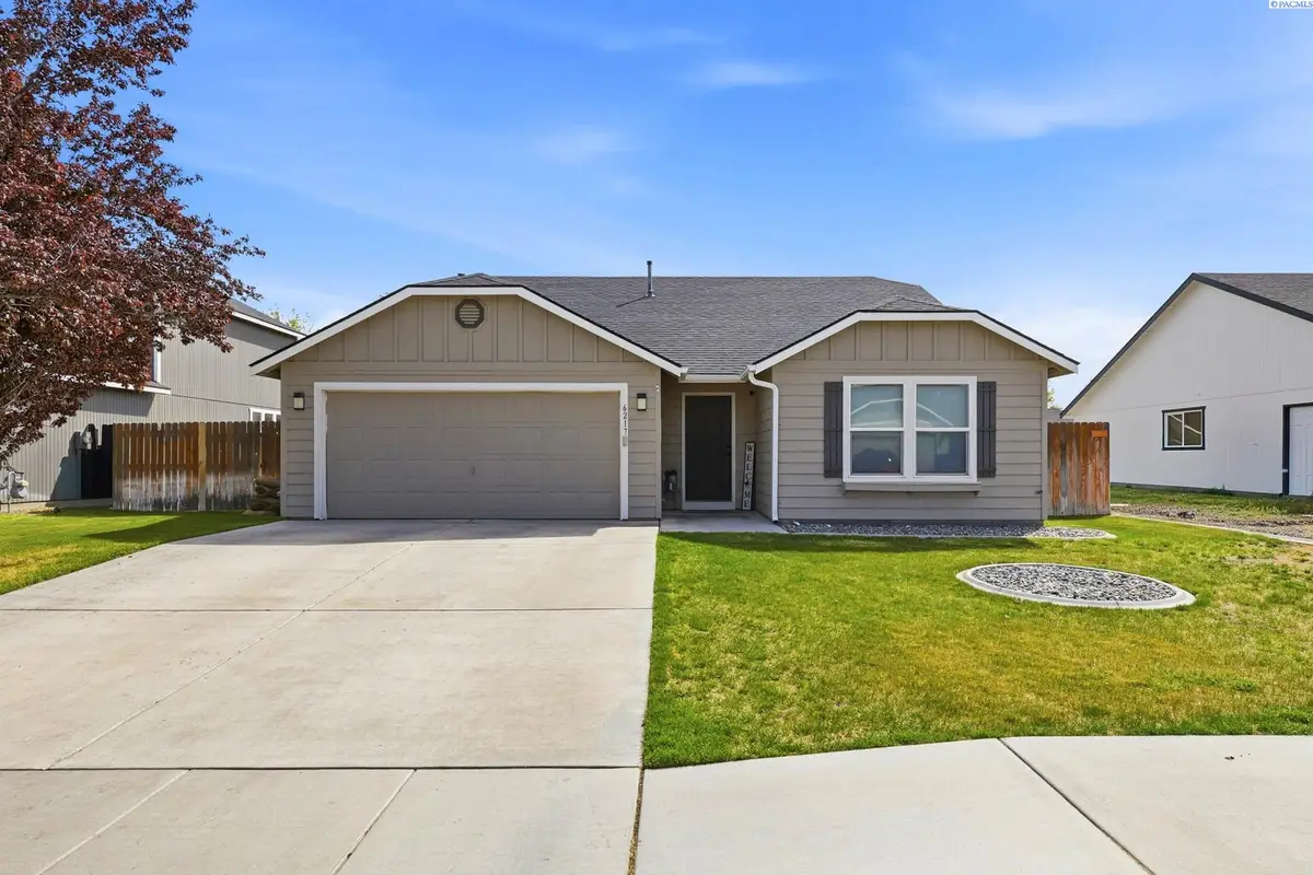 6217 Robert Wayne Dr, Pasco, WA 99301-8608 - #1