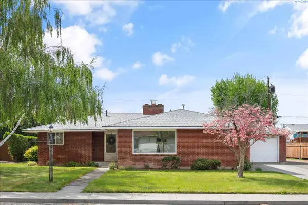 208 S Morain, Kennewick, WA 99336