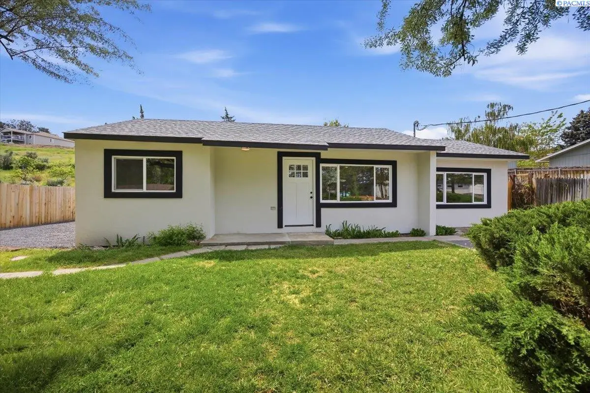 4379 Ironton Dr, West Richland, WA 99353 - #1