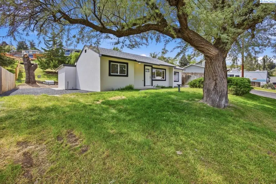 4379 Ironton Dr, West Richland, WA 99353 - #2