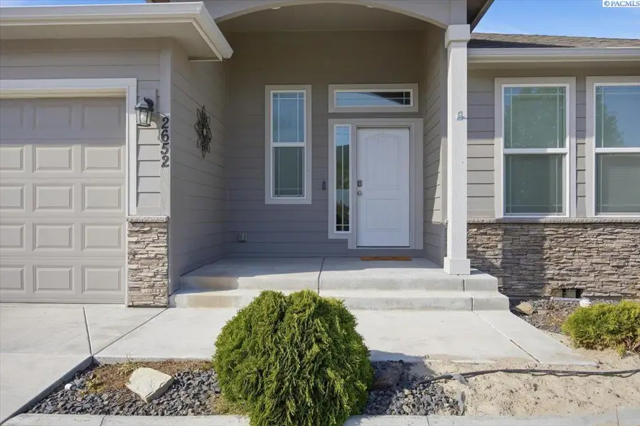 2652 W 44th Pl, Kennewick, WA 99337 - #3
