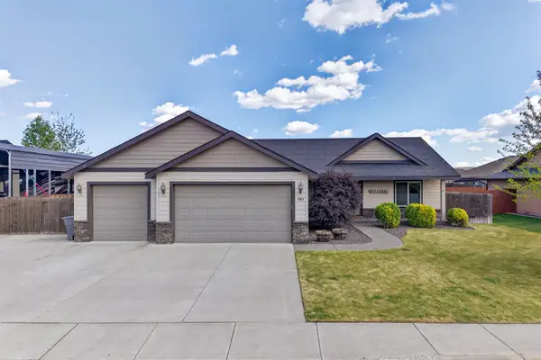 680 Tanglewood Dr, Richland, WA 99352
