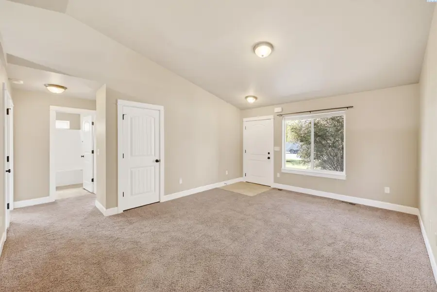 680 Tanglewood Dr, Richland, WA 99352 - #3