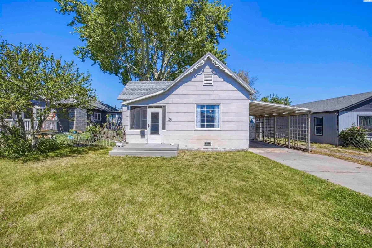 25 E 3rd Ave, Kennewick, WA 99336 - #1