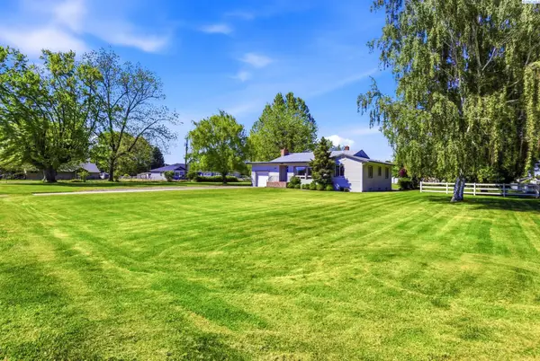 9517 W Richardson Rd., Pasco, WA 99301
