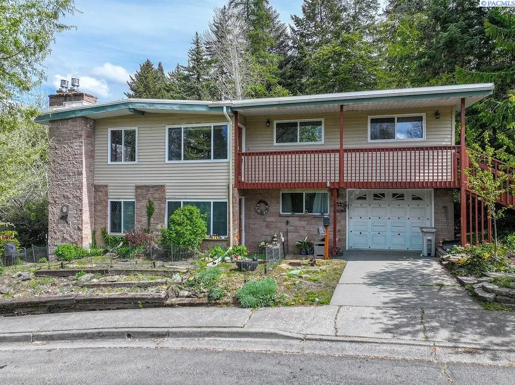 1280 NE Hillside Dr, Pullman, WA 99163 - #1