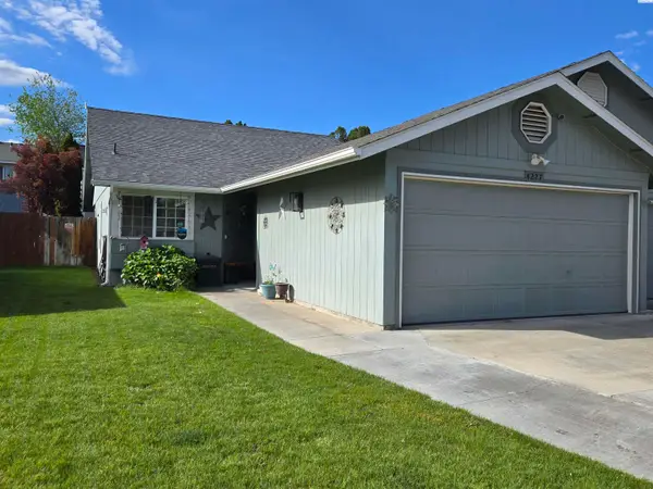 4227 W Klamath Ave, Kennewick, WA 99336