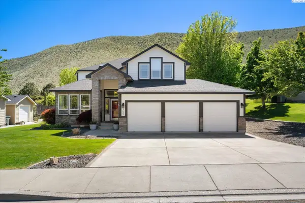 905 Clermont Drive, Richland, WA 99352
