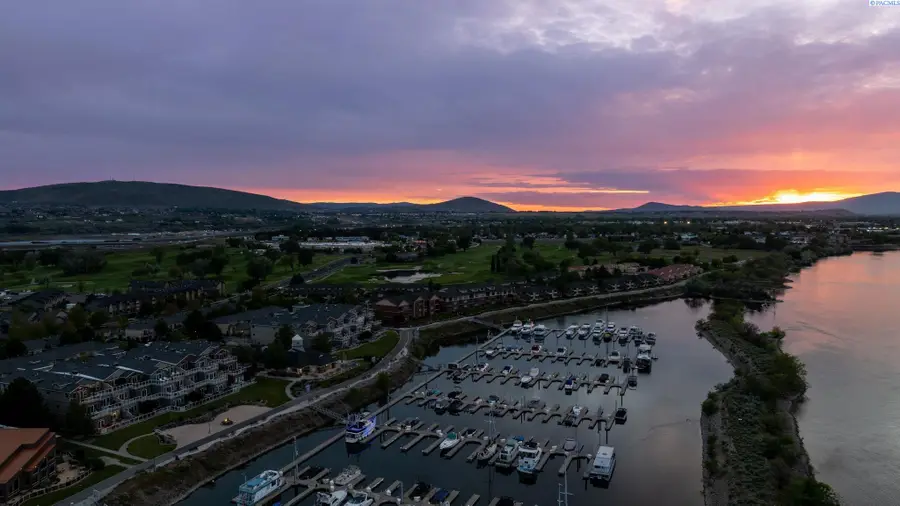 386 Columbia Point Drive #305, Richland, WA 99352 - #3