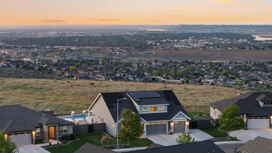 2126 Legacy Ln, Richland, WA 99352 - #2