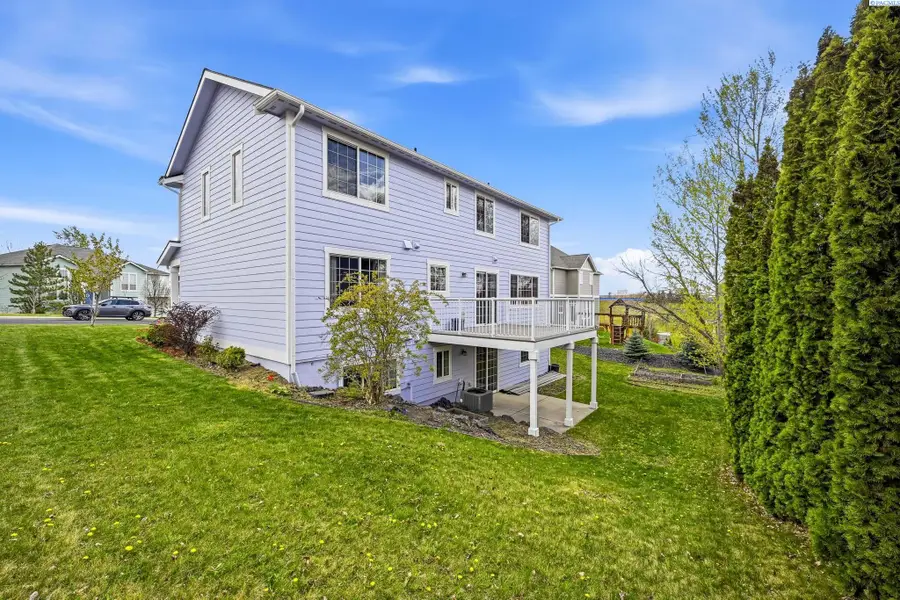 2365 NW High Point Ct, Pullman, WA 99163 - #2